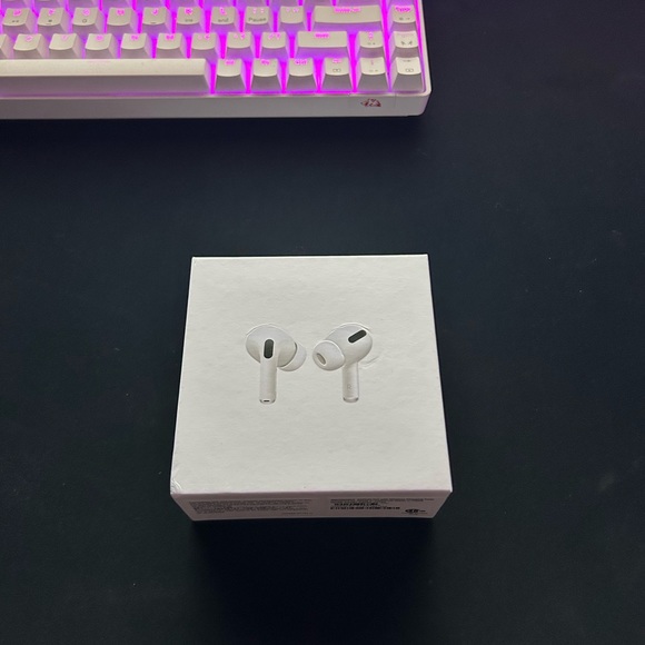 Other - Air pods pro gen 1